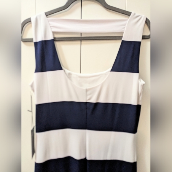 JLO JENNIFER LOPEZ, Navy and White Striped Dress. Size Medium. - Picture 5 of 9